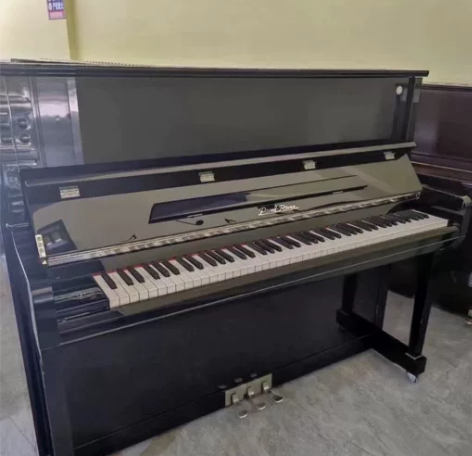 疫情期间一时冲动买了一台钢琴，型号是珠江1...