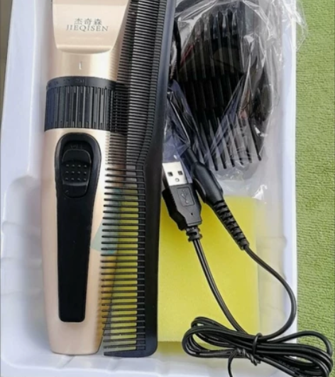 电推剪理发器充电式静音剃头刀，新买的，店里...