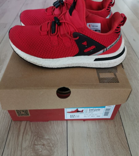 乔丹儿童34码运动鞋，春秋款，一脚蹬，不用...