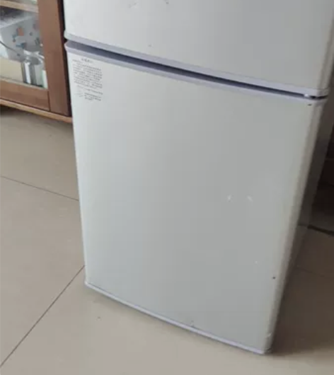 租房自用的小冰箱，适合一二个人情侣夫妻，静...