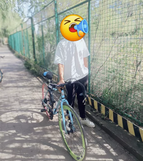 杂牌自行车 上学骑不了，便宜处理了??轻微...
