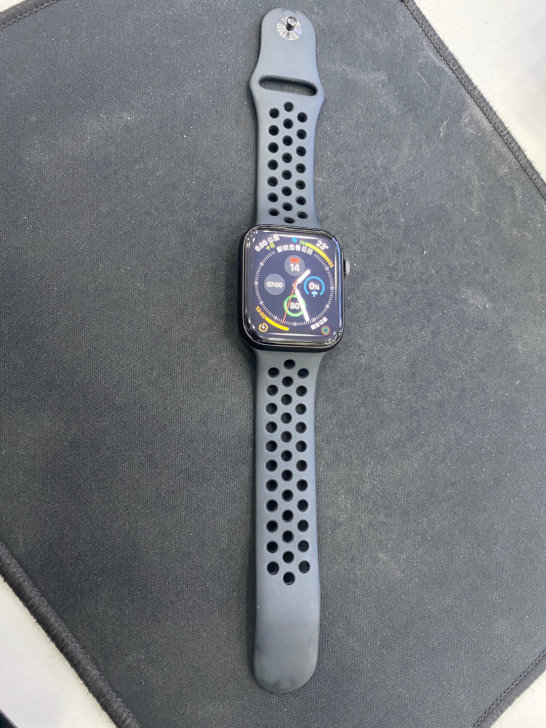 Apple watch S6，99新，44...