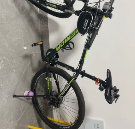 美利达公爵300，99.99新。只骑过两次...