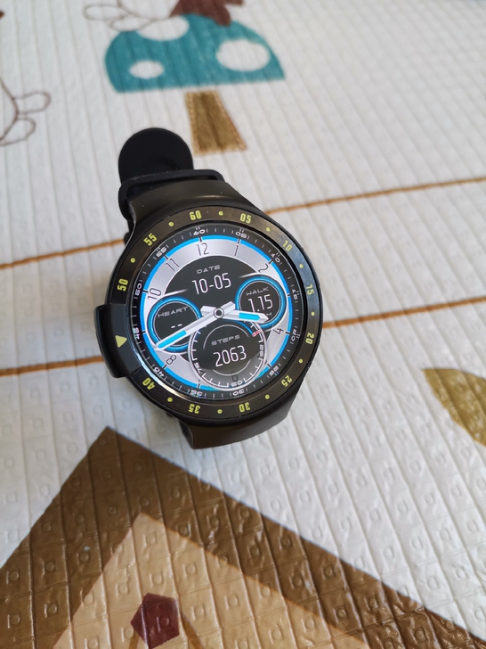 ticwatchs智能手表