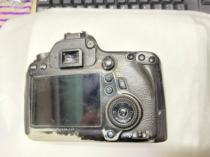 佳能全画幅6d单反相机尸体报废机  懂得要...