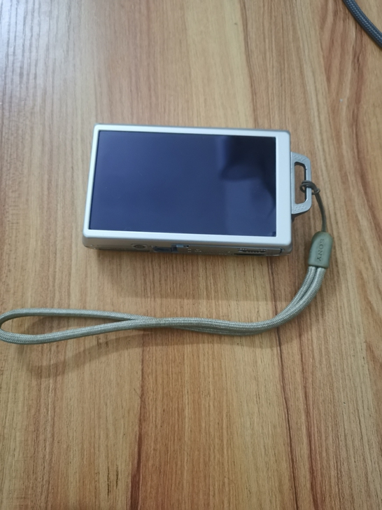 索尼数码相机 型号DSC-T200 本机通...