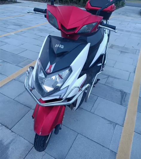 转让九成新的台铃大踏板电摩，照片新拍的带保...