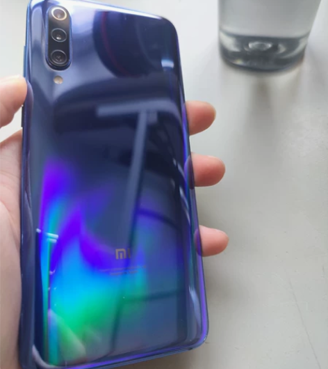 之前一直用苹果手机因为当兵买的小米9，两年...