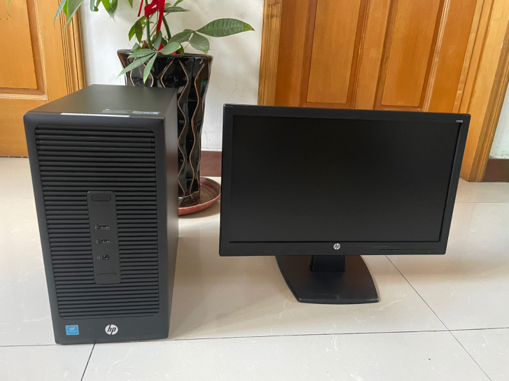 惠普hp主机和显示器一套  9成新