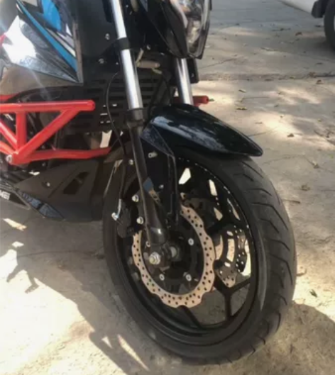 20年9月上牌国威200，手续齐全保险刚交...