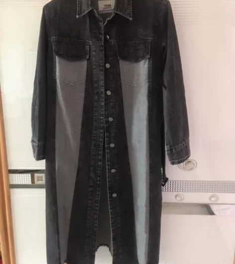 新款牛仔风衣,韩国实体店购买790元,穿一次,上身超好看超洋... 新款牛仔风衣,韩国实体店购买790元,穿一次,上身超好看超洋...