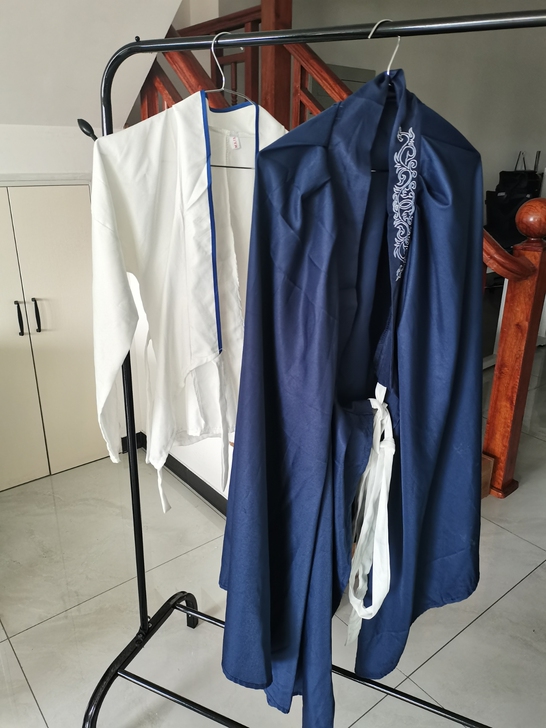 个人转让古装汉服两件套，武侠风，男女同款，...