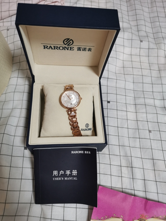 高考完别人送的，戴过一两次，上大学用不到就...
