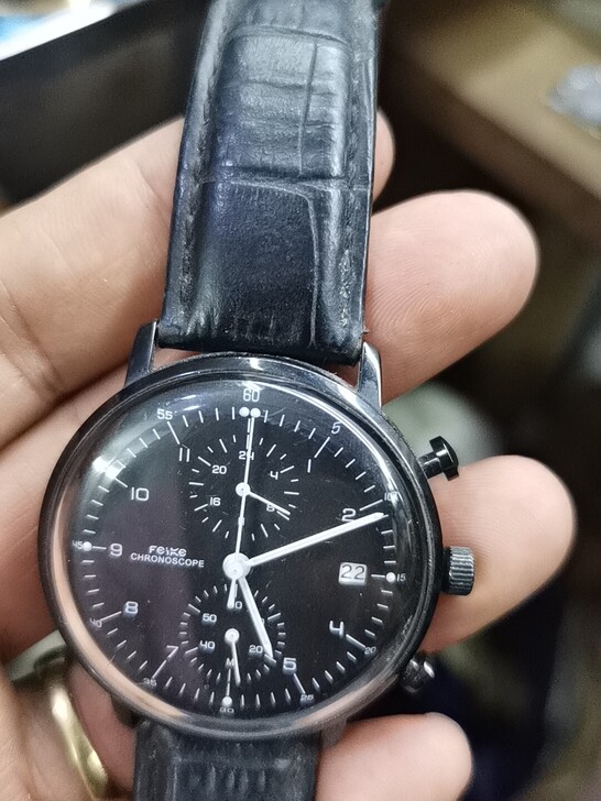 多功能石英表走时