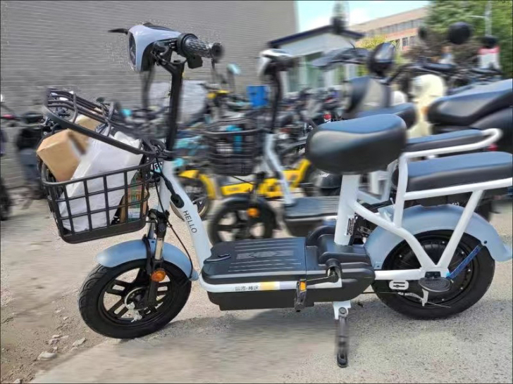 9.9新哈啰棒途电动车转卖 广州面交