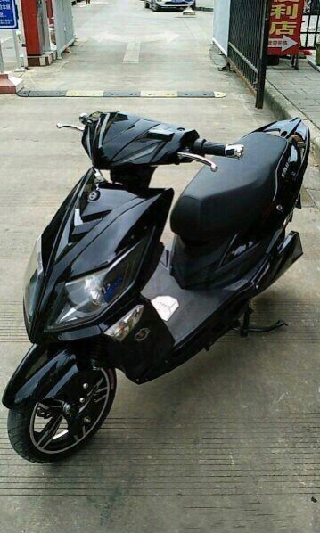 个人自用台铃电动车 今天换的新电池