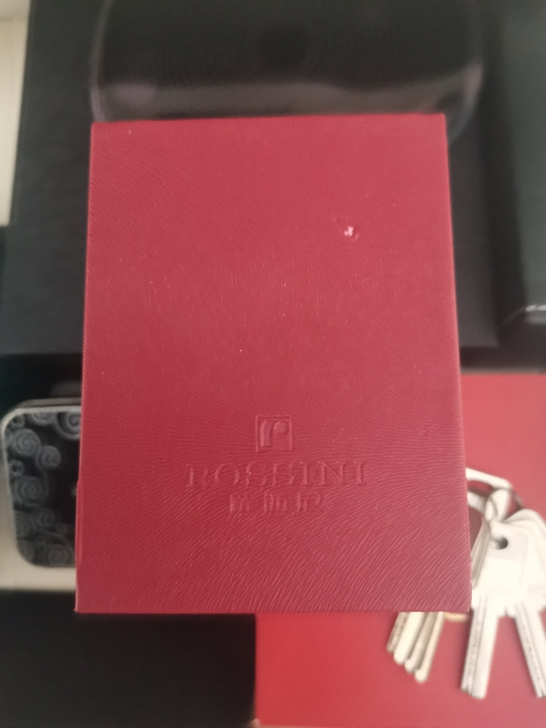罗西尼全机械手表，买下就带过几次，非常好看...