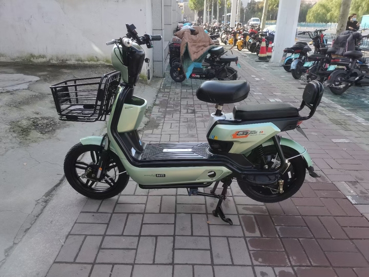 台铃电动车，九成新的车，一年的车，60伏2...