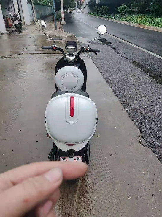 成色如图，台铃新款萌秀小龟，60伏20安大...
