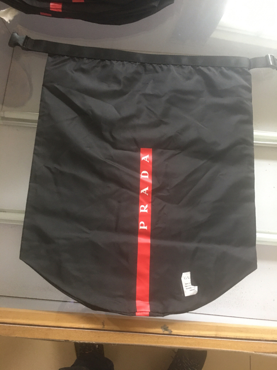 Prada球袋！全新，正品！孤品！