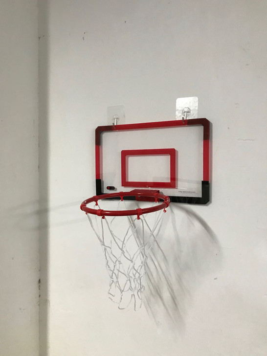壁挂式篮球框