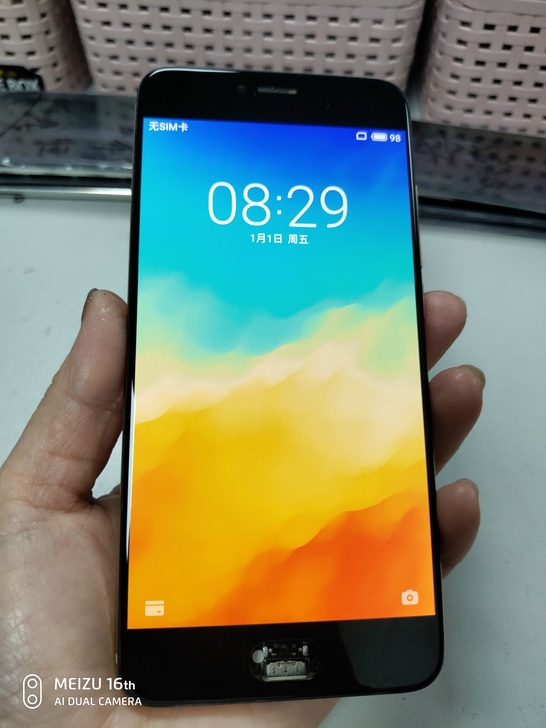 1号。魅族pro6屏幕，不是手机，不是手机...
