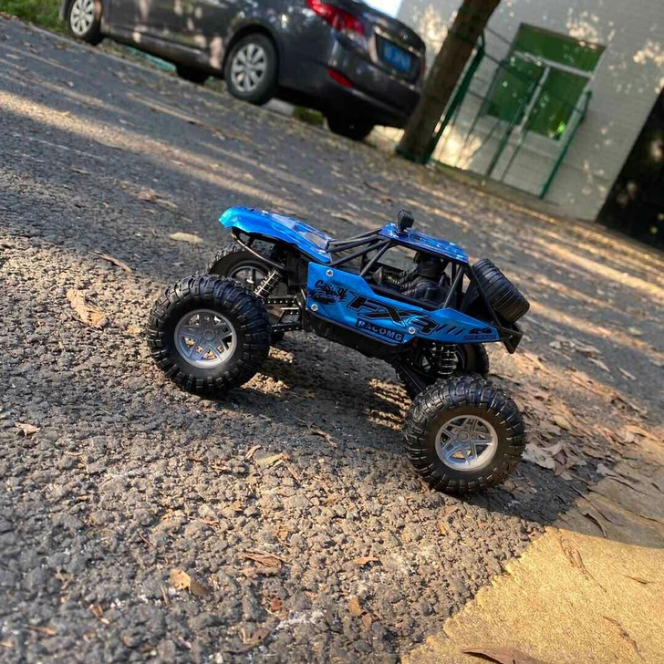 【底价清仓】超大号攀爬车电动充电越野四驱高...