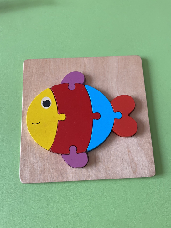 各种拼图，图1、4五元，其他10元，50包邮