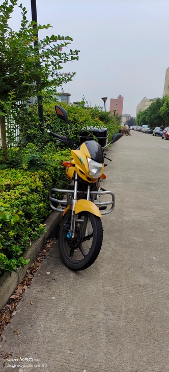 15年一手力帆摩托车，证件齐全，保养得很好...