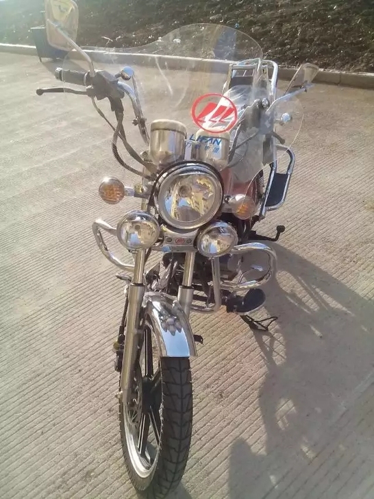 力帆125一18A买完摩托没咋骑(只骑了1...