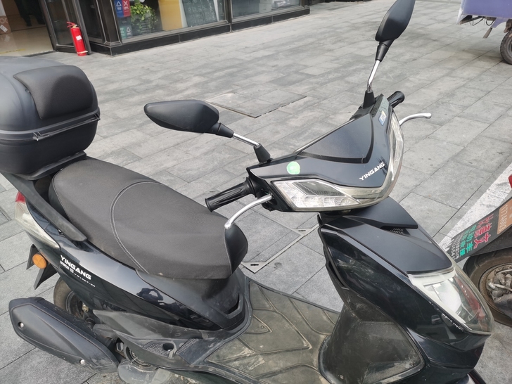 银钢侠摩托车  买了5个月，工作调动卖了。