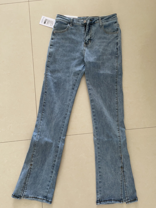 浅蓝色牛仔裤喇叭裤开叉喇叭裤  L码