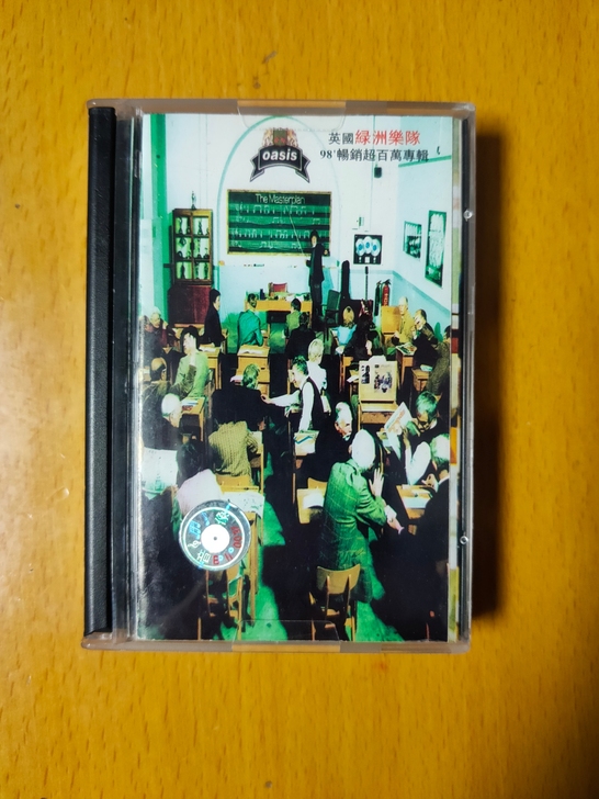 绿洲乐队经典专辑，澳版原盘，品9新