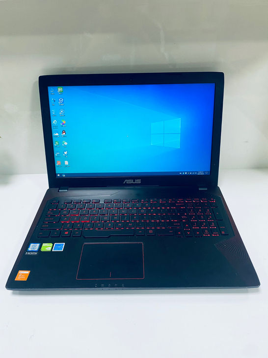 华硕飞行堡垒FX53   i5-7代笔记本...