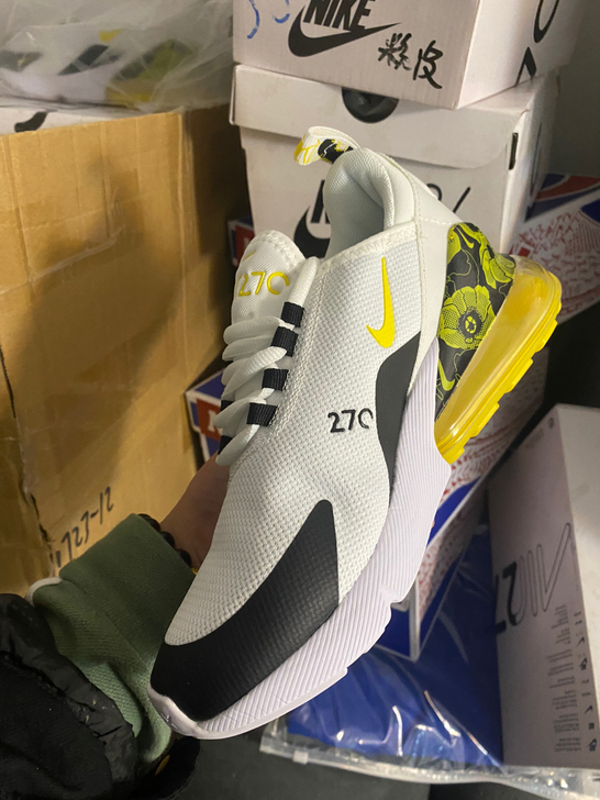 38码耐克女运动鞋气垫健步学生鞋