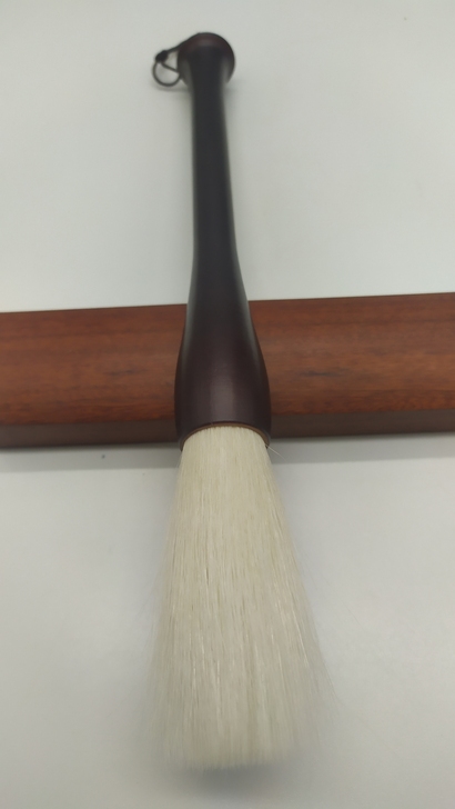 特制羊毫  特制羊毫总长26.8cm，出锋...