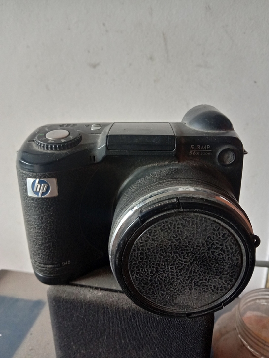 出一台闲置故障相机，能正常开机但无法拍照，...