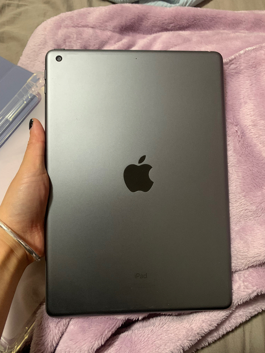 Apple iPad 10.2英寸平板电脑