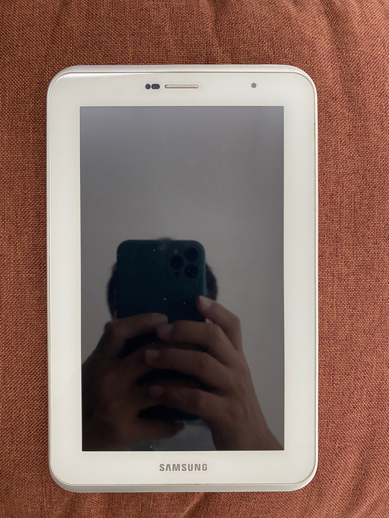 三星GT-P3100 平板手机 7寸屏幕