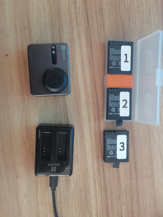 萤石s6运动相机，成色全新，就用了3次。包...