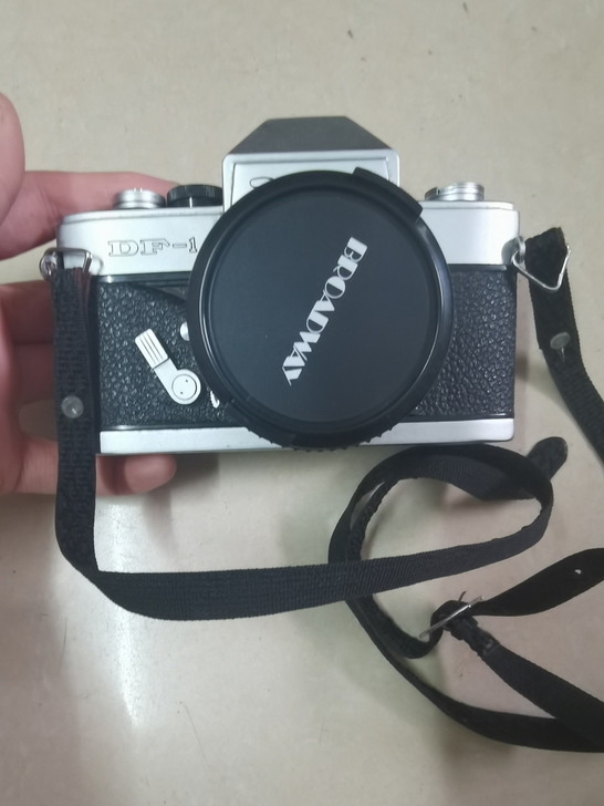 海鸥df-1，成色如图，镜头干净，无锈无磕...