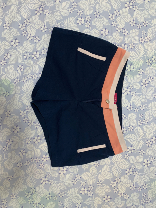 LAGOGO拉谷谷短裤