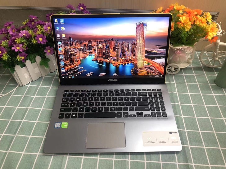 华硕灵耀8代   i5-8265U  独显...