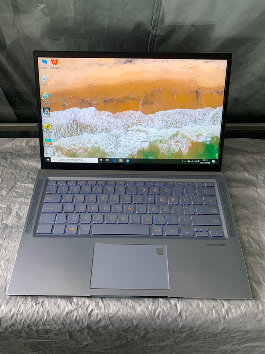 华硕Zenbook 14 灵耀14 展示机