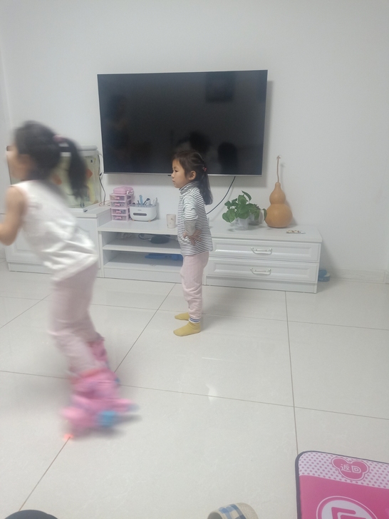 转让个qq群号，5885678这个裙号，感...