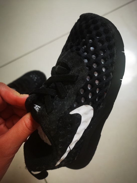 nike 网洞鞋,实体店购入,鞋码14cm