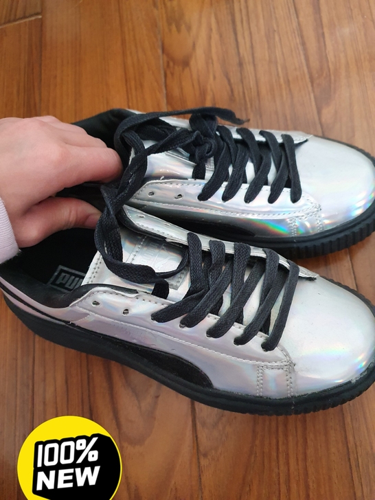 puma辐射蕾哈娜鞋型鞋全新