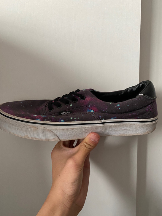 vans 宇宙  这个配色市面上已经买不到...
