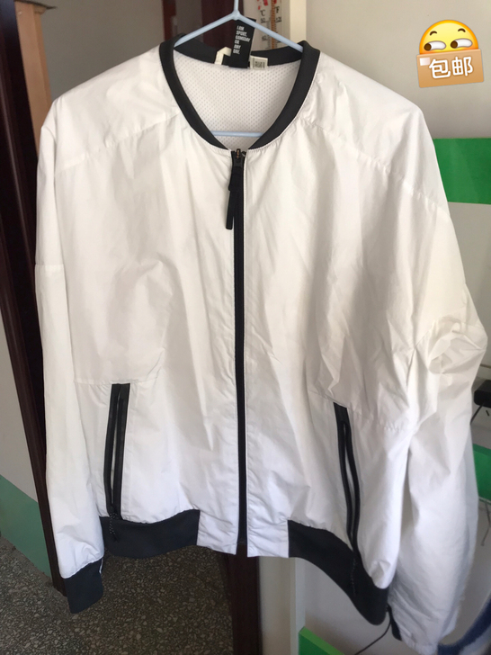 Adidas，白色运动外套，没找到尺码，石...