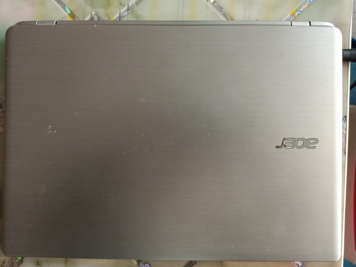 宏基Ⅴ5-122笔记本电脑，A4-1250...